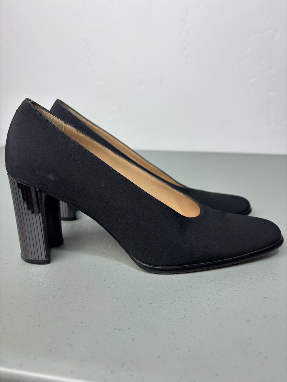 Sesto Meucci Women's Black Pumps Block Heel Mirrored Modern Almond Toe 8M Italy
